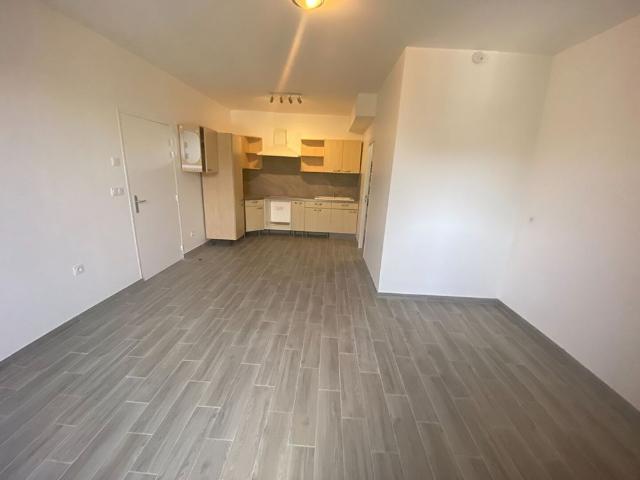 Location appartement 1 pièce, 28.60m², Le Bourget