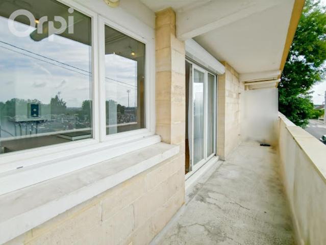 Location Appartement 1 pièce 28.87 m2 Le Plessis Belleville