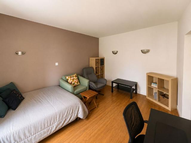 Location Appartement 1 pièce 28m²