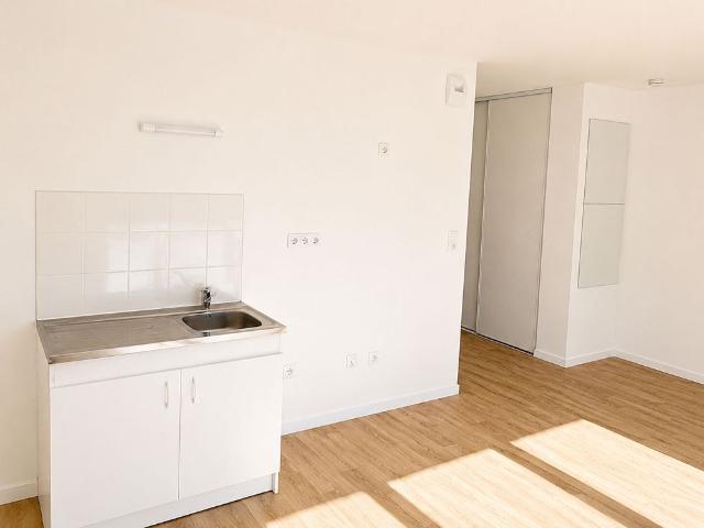 Location Appartement 1 pièce 28m²