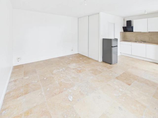 Location Appartement 1 pièce 28m²