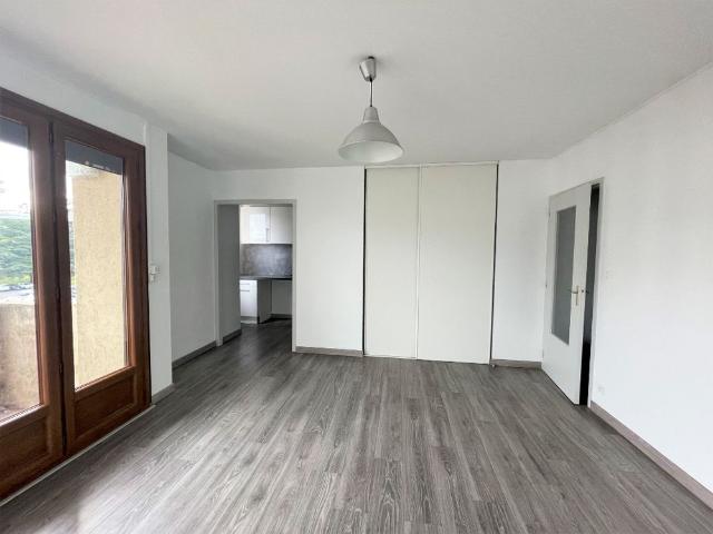 Location Appartement 1 pièce 28m²