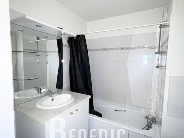Location Appartement 1 pièce 28m²
