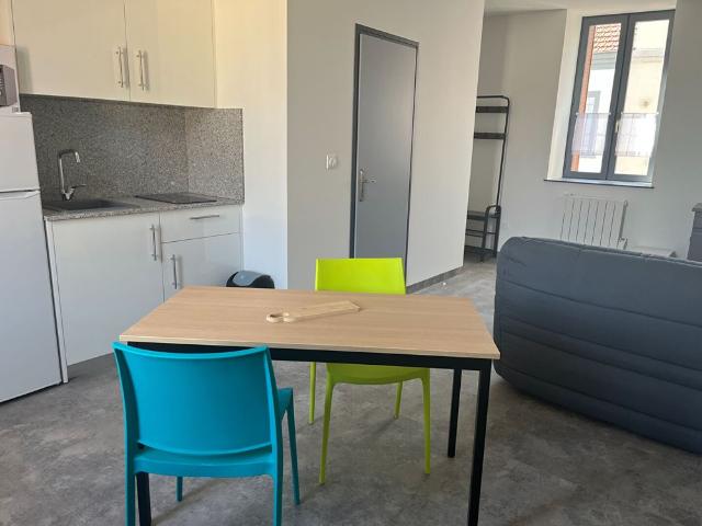 Location Appartement 1 pièce 28m²