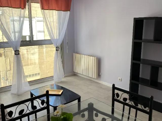 Location Appartement 1 pièce 28m²