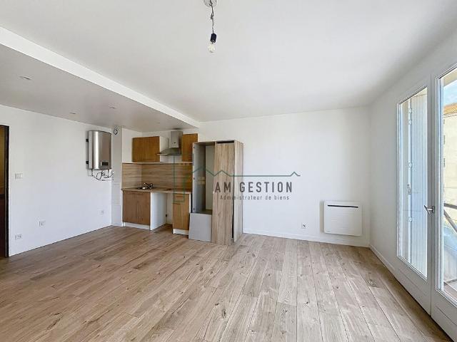 Location Appartement 1 pièce 28m²