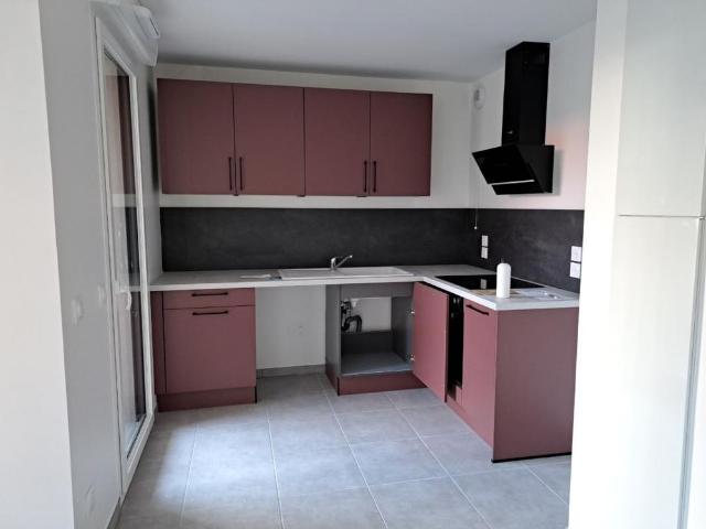 Location Appartement 1 pièce 28m² THONON LES BAINS 74200