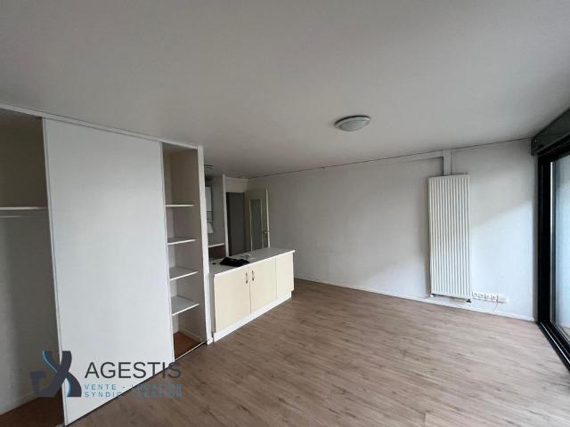 Location Appartement 1 pièce 28m² TOULOUSE 31000