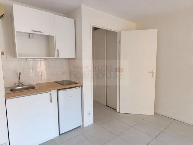 Location Appartement 1 pièce 28m² TOULOUSE 31000