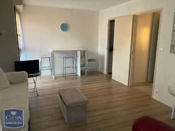 Location Appartement 1 pièce 28m² VILLENEUVE SUR LOT 47300