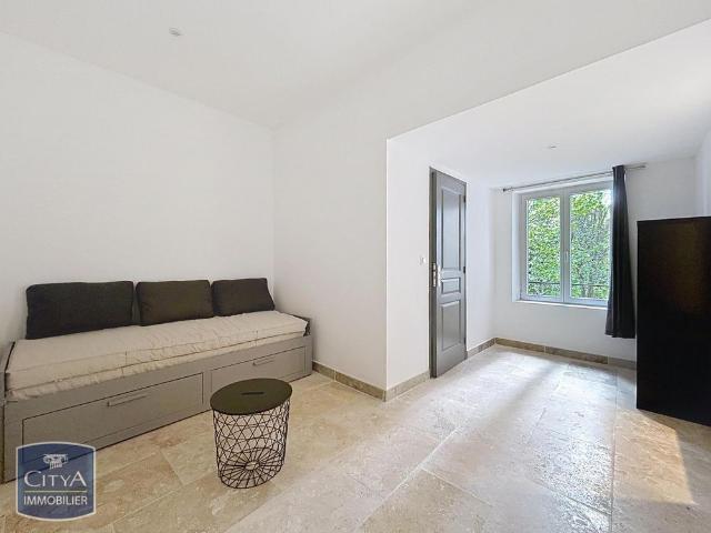 Location Appartement 1 pièce 28m² BAGNOLS SUR CEZE 30200