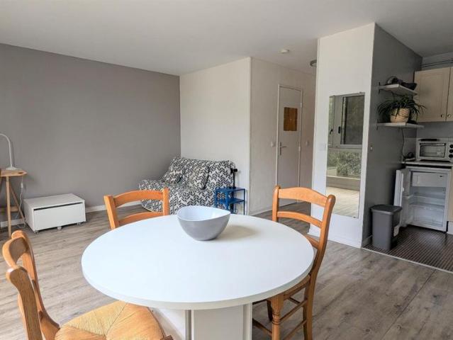 Location Appartement 1 pièce 28m² BOIS GUILLAUME 76230