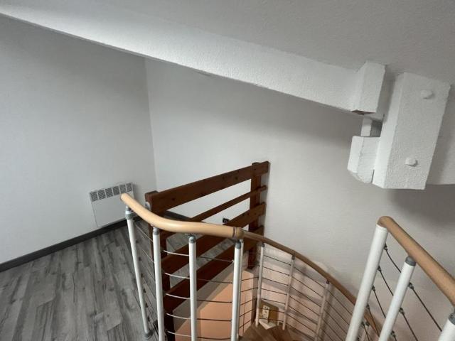 Location Appartement 1 pièce 28m² BORDEAUX 33000