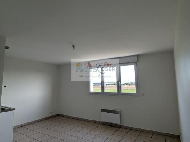Location Appartement 1 pièce 28m² CARQUEFOU 44470