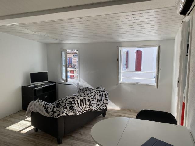 Location Appartement 1 pièce 28m² CASTELNAUDARY 11400