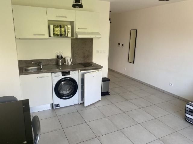 Location Appartement 1 pièce 28m² LYON 3ème