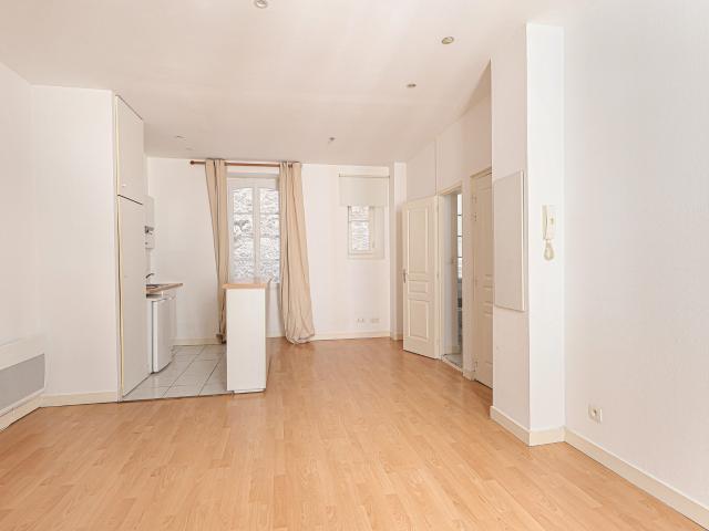 Location Appartement 1 pièce 28m² NANTES 44000