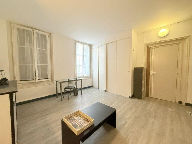 Location Appartement 1 pièce 28m² ROCHEFORT 17300