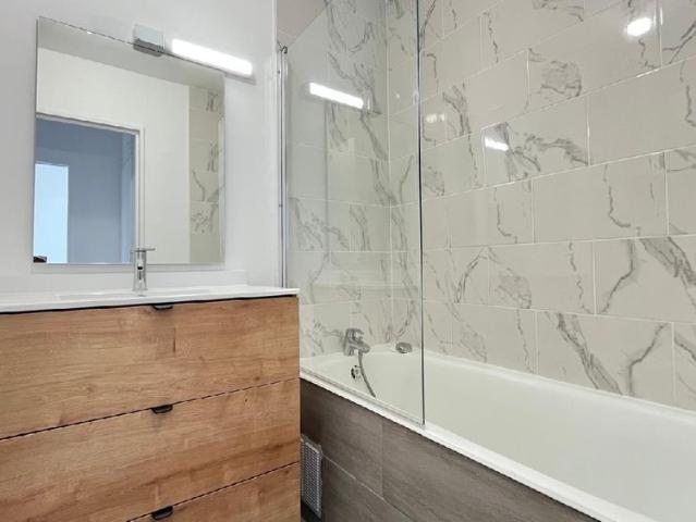 Location Appartement 1 pièce 28m² ROISSY EN FRANCE 95700