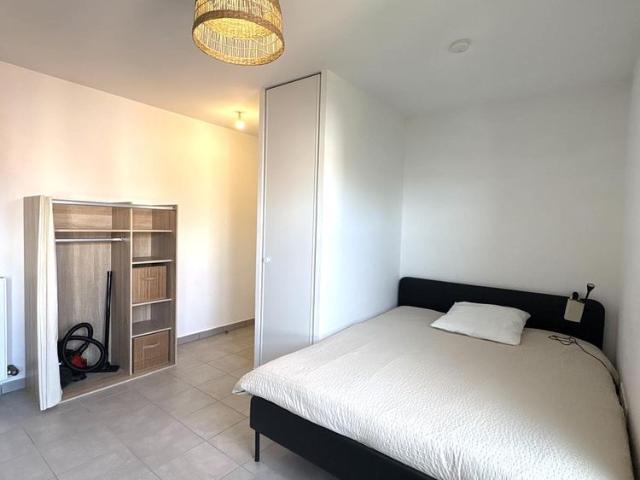 Location Appartement 1 pièce 28m² ST ETIENNE 42000