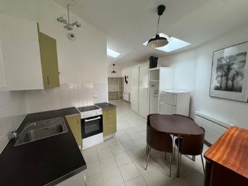 Location Appartement 1 pièce 29 m2 Lathus Saint Rémy