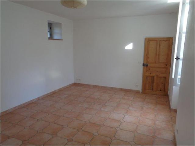 Location Appartement 1 pièce 29 m2 Saint Martin de Valgalgues