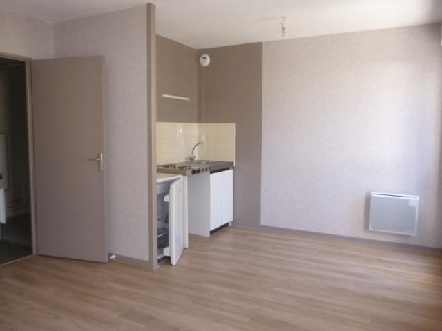 location appartement 1 pièce 29 m² orleans: t1 de 29.42 m² | 6475 durand montouché