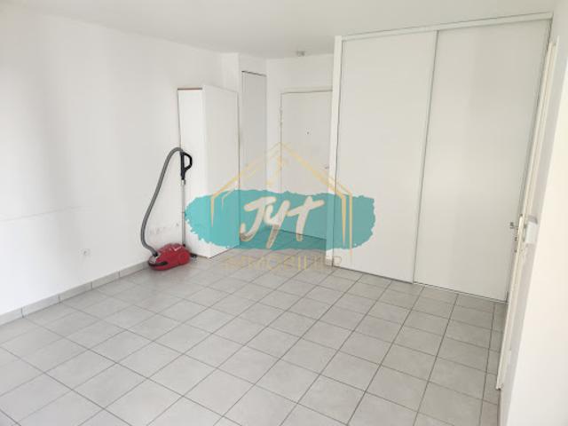 Location Appartement 1 pièce 29.4 m2 Montsoult