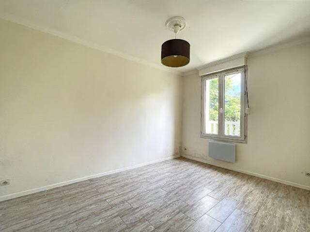 Location Appartement 1 pièce 29.4 m2 Villers Saint Paul