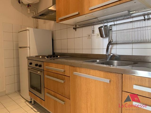 Location Appartement 1 pièce 29.68 m2 Aix en Provence