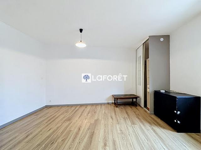 Location Appartement 1 pièce 29.6 m2 Chauny