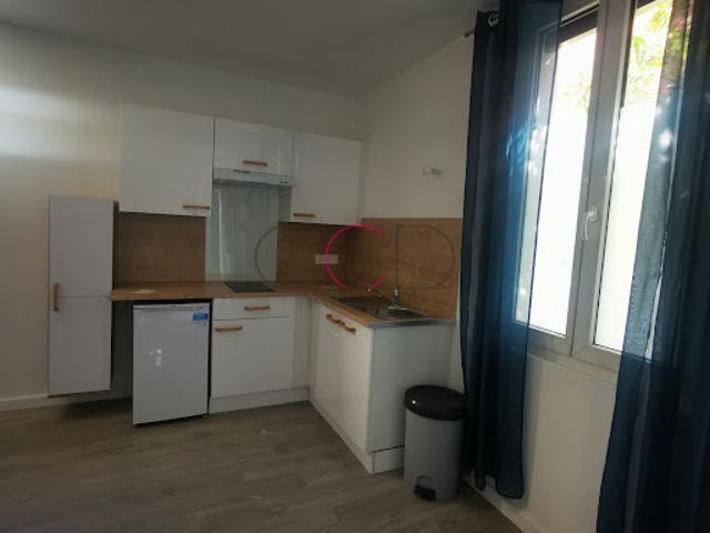 Location Appartement 1 pièce 29.72 m2 Aix en Provence