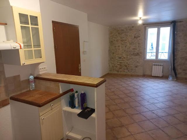 Location Appartement 1 pièce 29.7 m2 Forcalqueiret