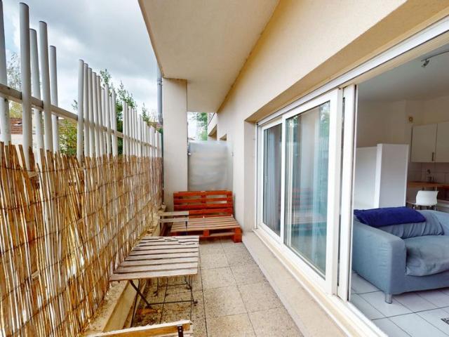 Location appartement 1 pièce, 29.82m², Villemomble