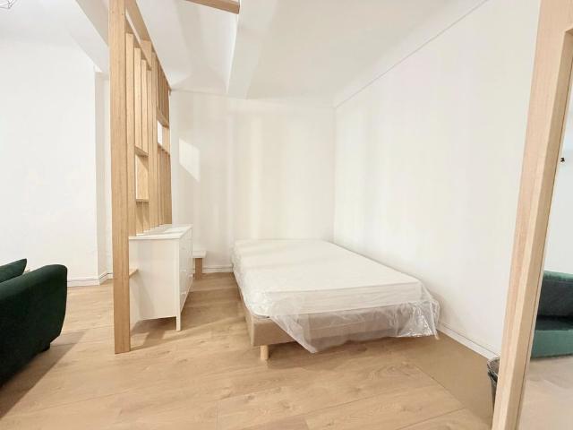 Location Appartement 1 pièce 29m² TOULON 83000