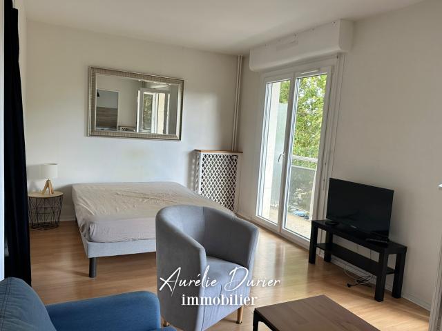 Location Appartement 1 pièce 29m² TOURS 37000