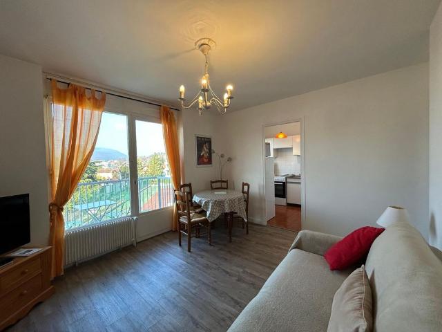 Location Appartement 1 pièce 29m² AIX LES BAINS 73100