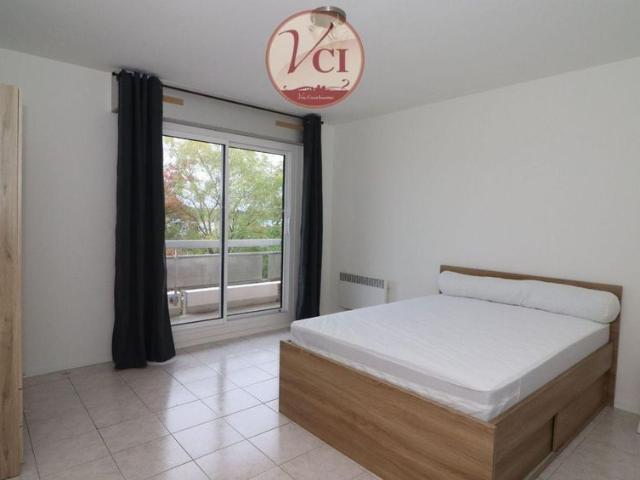 Location Appartement 1 pièce 29m² BELLERIVE SUR ALLIER 03700