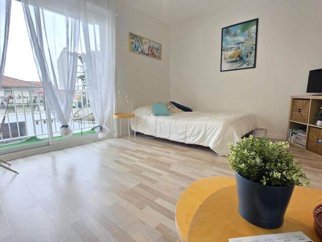 Location Appartement 1 pièce 29m² BIARRITZ 64200