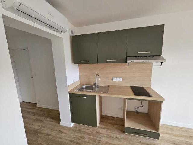 Location Appartement 1 pièce 29m² CLERMONT FERRAND 63100