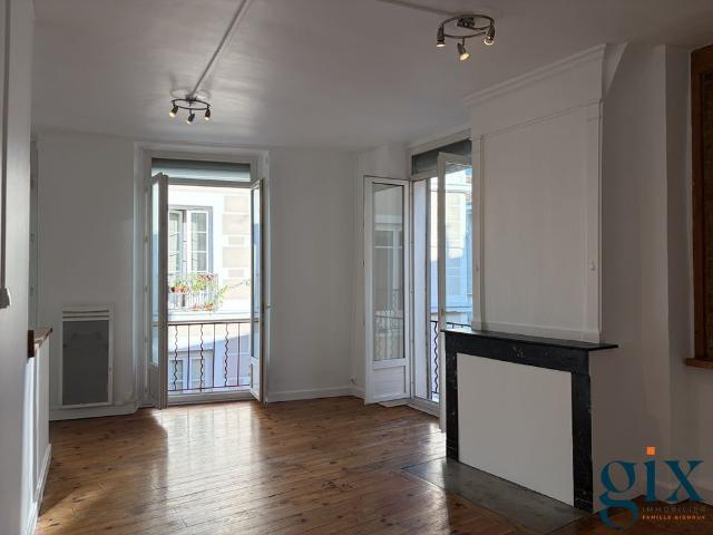 Location Appartement 1 pièce 29m² GRENOBLE 38000