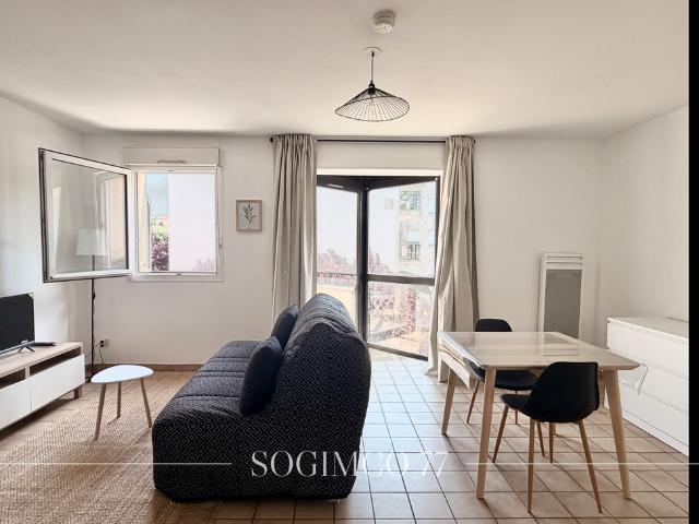 Location Appartement 1 pièce 29m² LAGNY SUR MARNE 77400