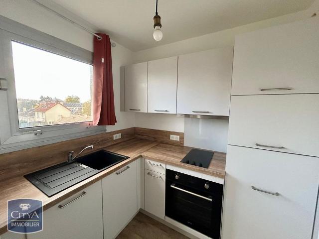 Location Appartement 1 pièce 29m² LE MANS 72000