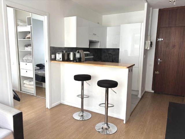Location Appartement 1 pièce 29m² LYON 6ème