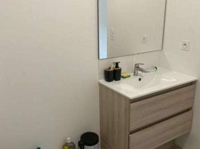 Location Appartement 1 pièce 29m² MONTPELLIER 34000