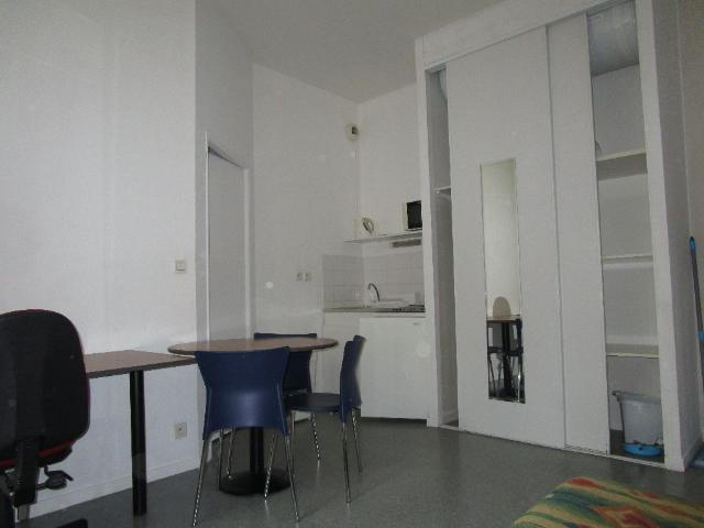 Location Appartement 1 pièce 29m² RENNES 35000