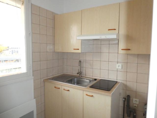 Location Appartement 1 pièce 29m² SENS 89100