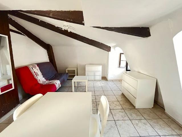 Location Appartement 1 pièce 20 m2 Marseille 6ème