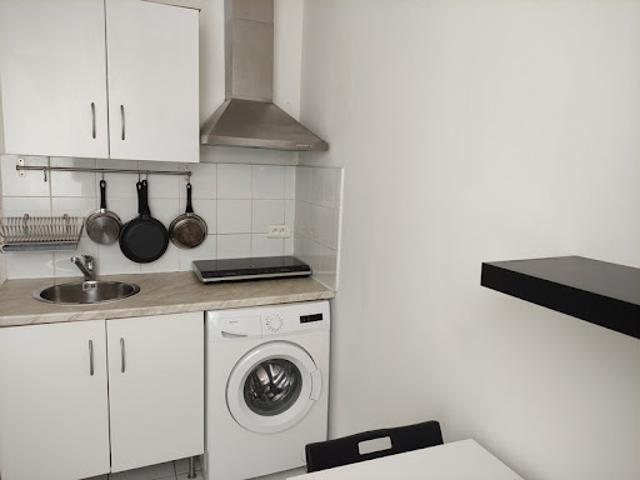 Location Appartement 1 pièce 20 m2 Marseille 1er