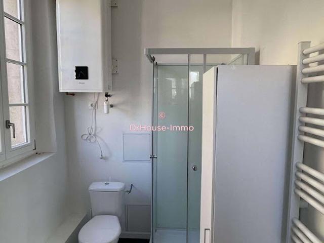 Location Appartement 1 pièce 20 m2 Montignac